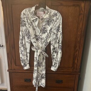 Carolina Herrera White Multi Puff Sleeve Mini Shirtdress. New with tags.